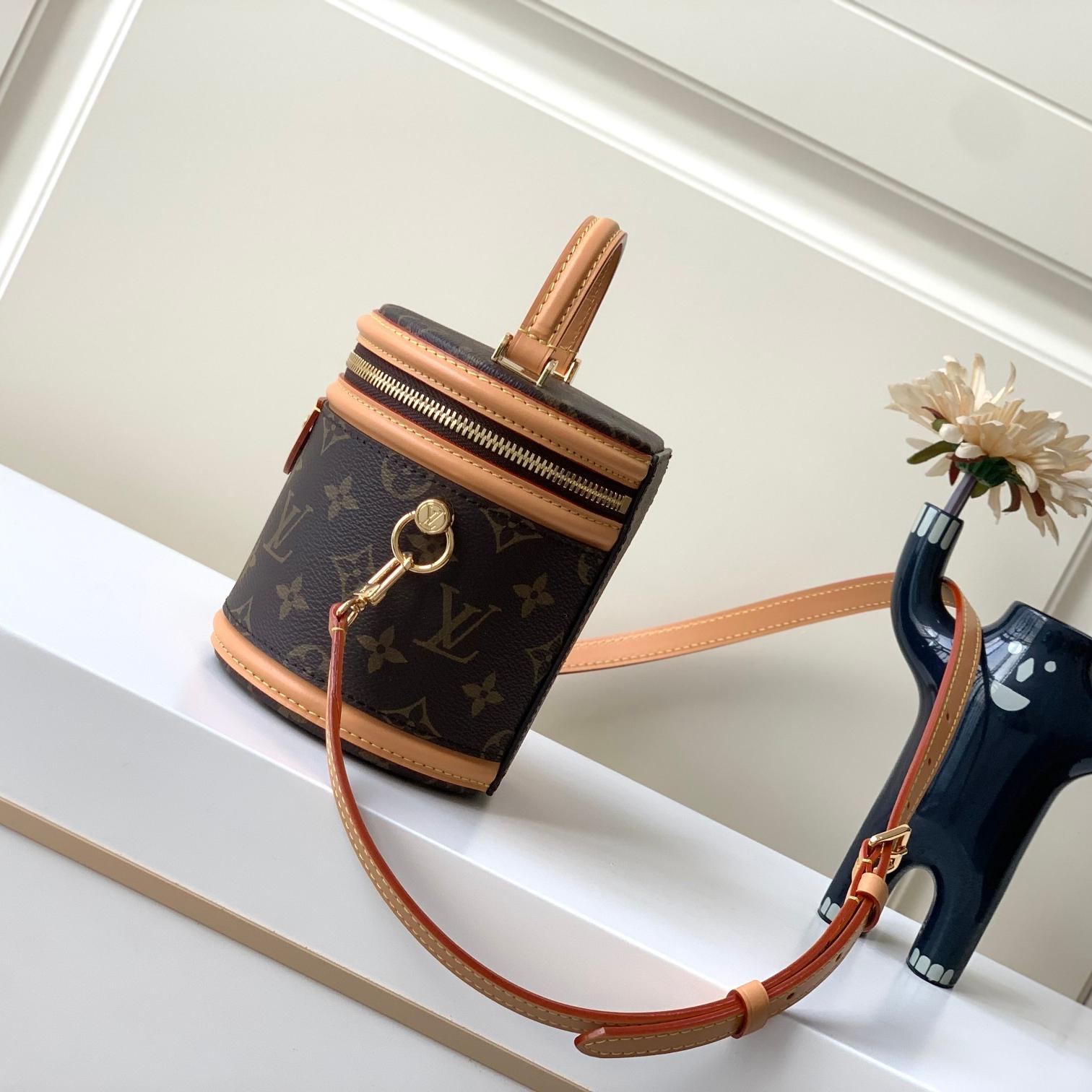 LV- Nano Cannes