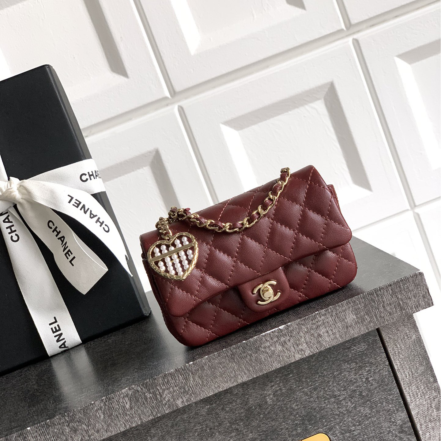 Chanel-25A mini love pearl CF handbag