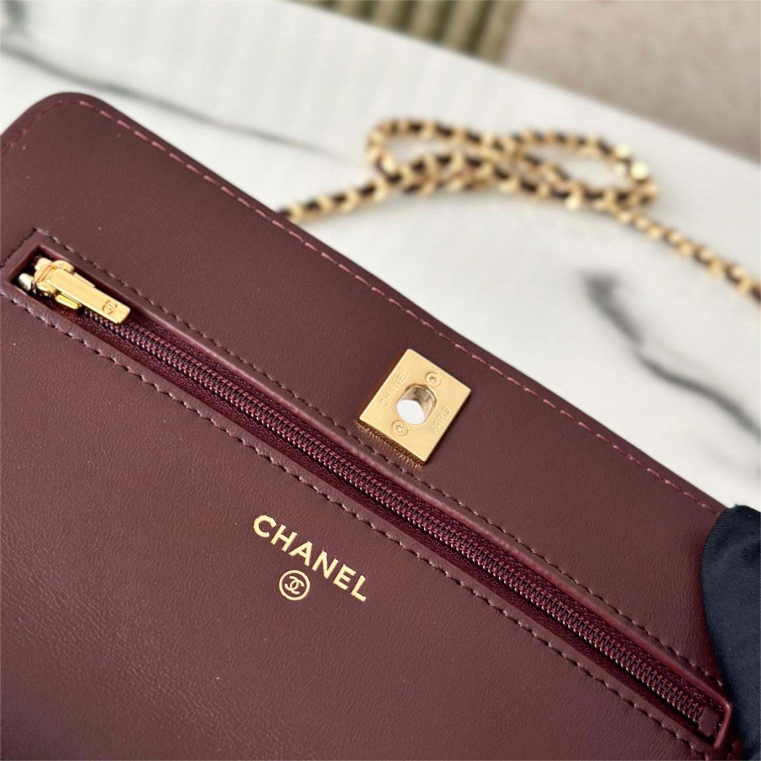 Chanel-Fried Dough Twists handle oil wax sheepskin bag