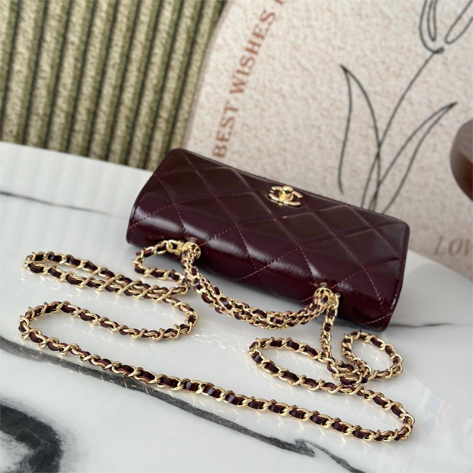 Chanel-Fried Dough Twists handle oil wax sheepskin bag