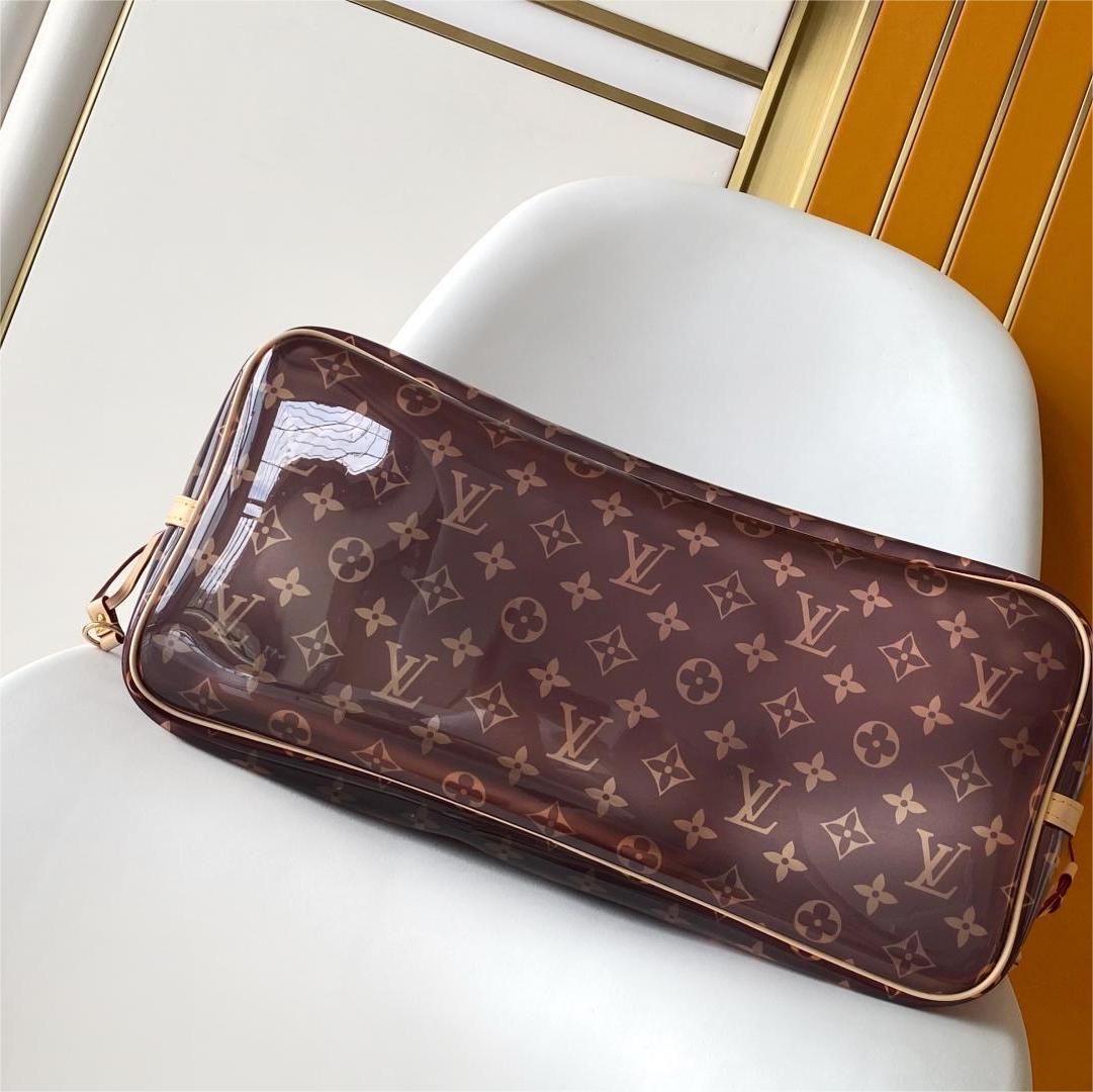 LV-Neverfull Monogram  Tote bag
