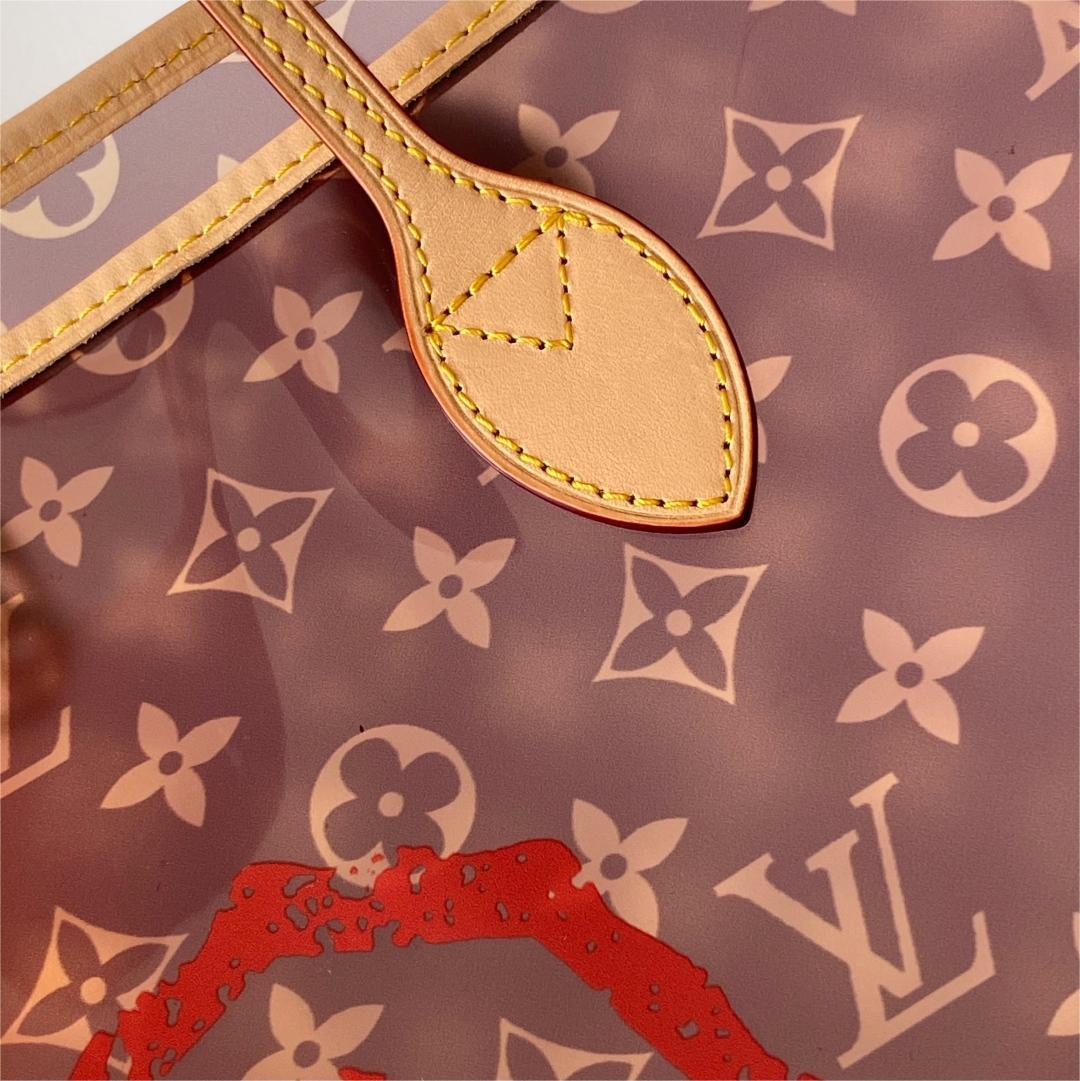 LV-Neverfull Monogram  Tote bag