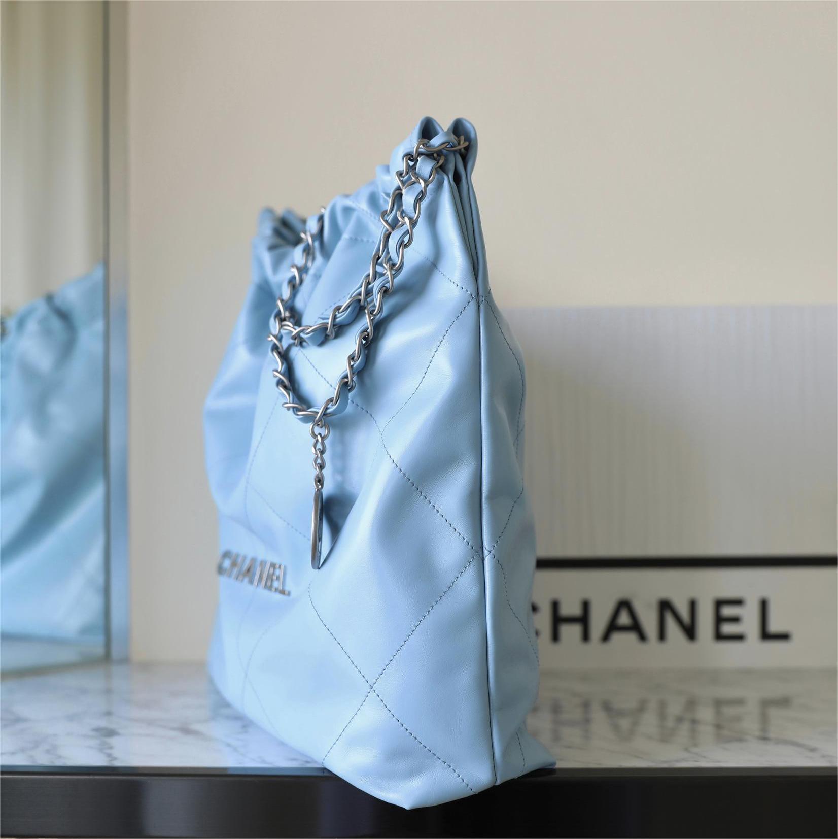 Chanel-𝟤𝟤 Milk blue silver buckle Bag