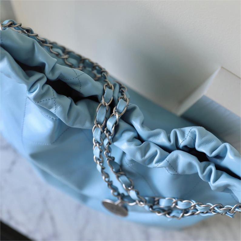 Chanel-𝟤𝟤 Milk blue silver buckle Bag