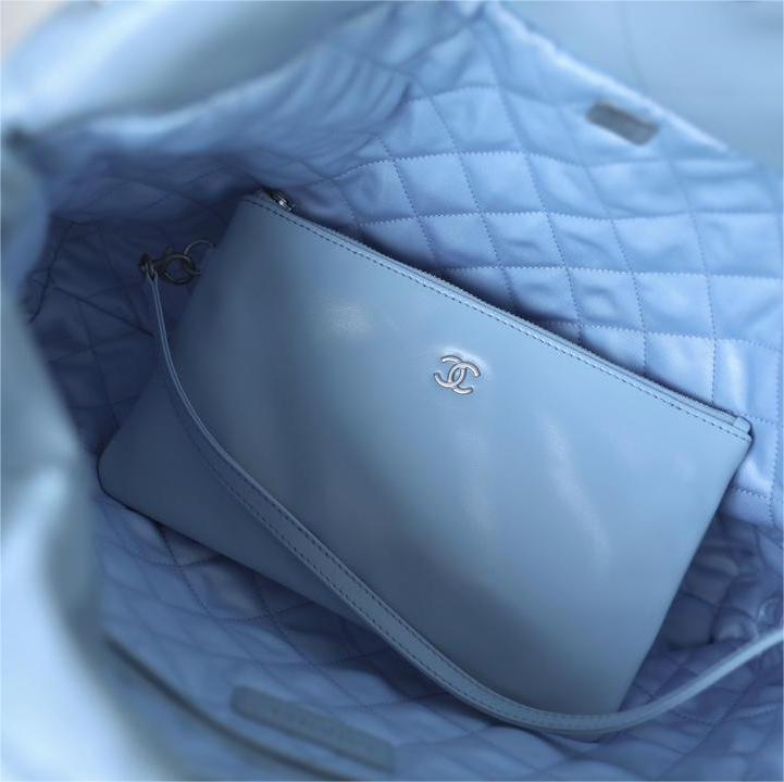 Chanel-𝟤𝟤 Milk blue silver buckle Bag