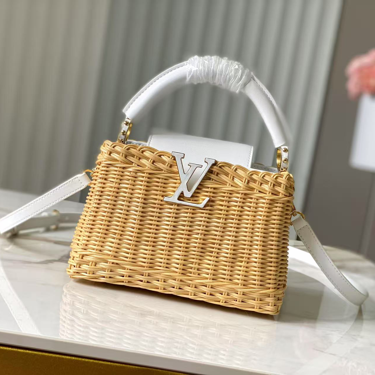 LV-Basket Capucines handbag