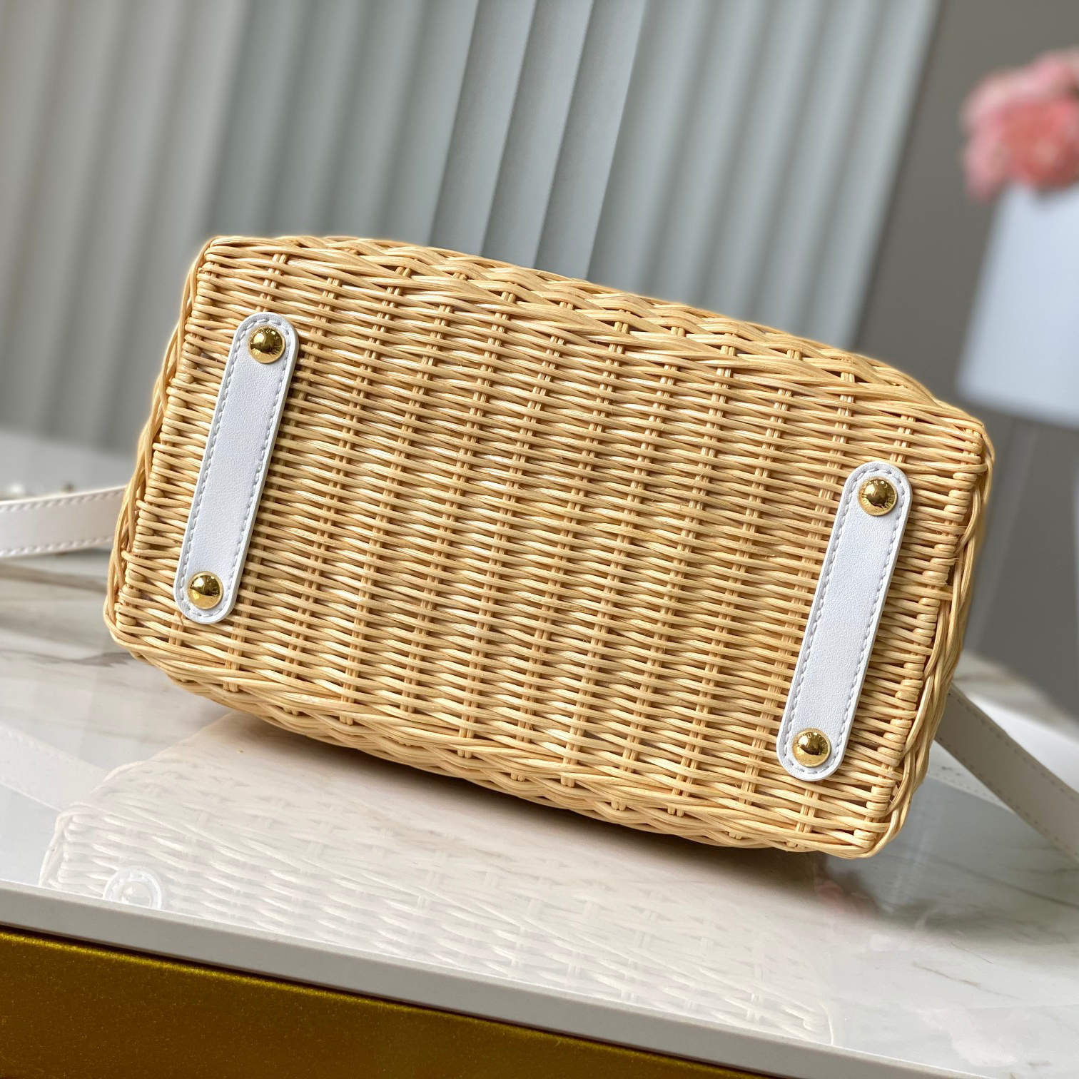 LV-Basket Capucines handbag