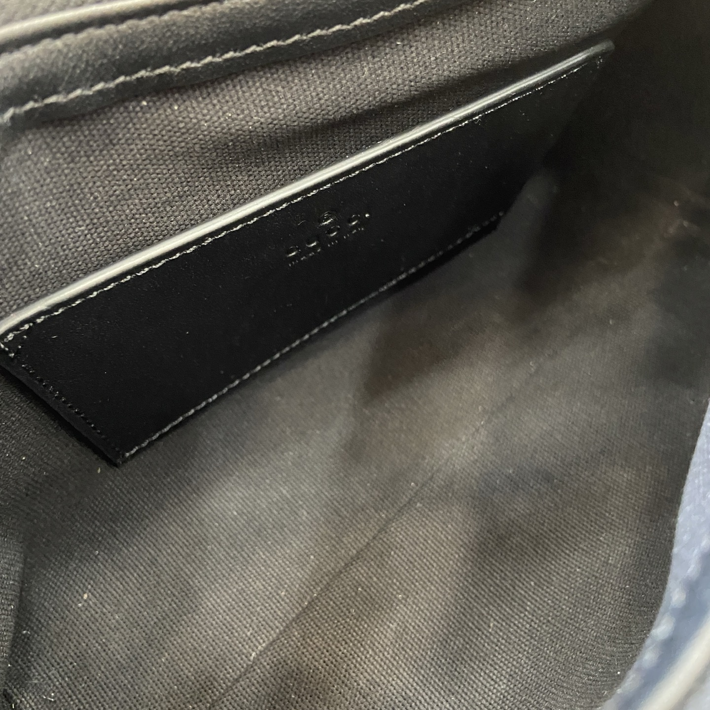 Gucci-GG Emblem shoulder bag