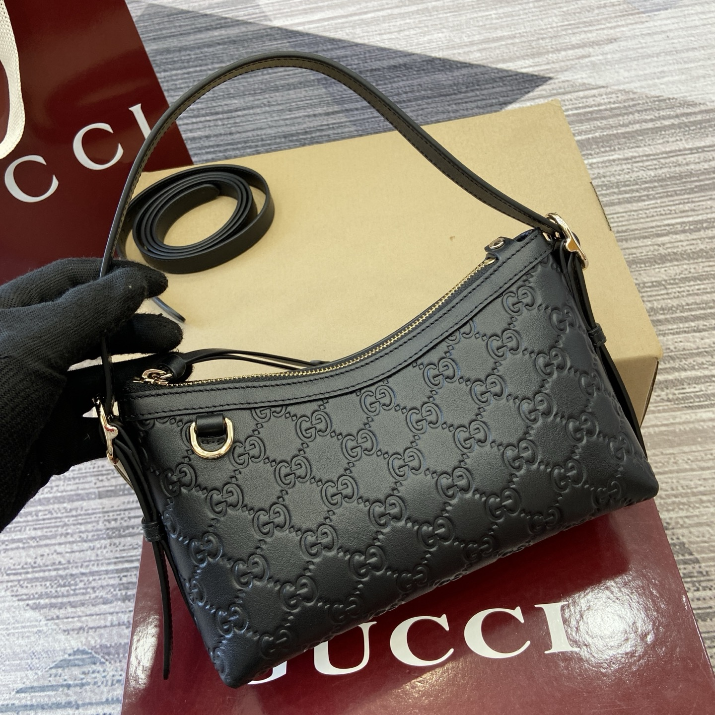 Gucci-GG Emblem shoulder bag