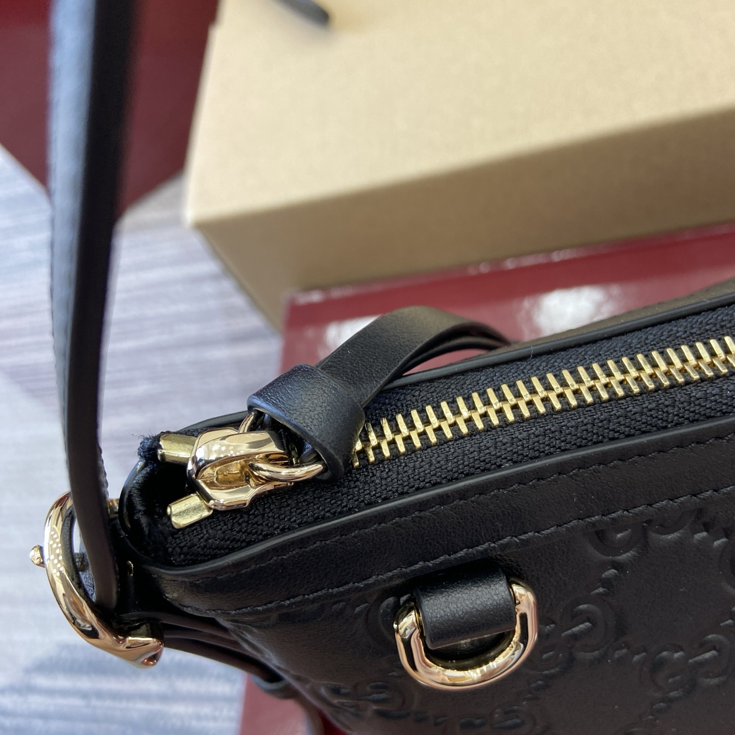 Gucci-GG Emblem shoulder bag