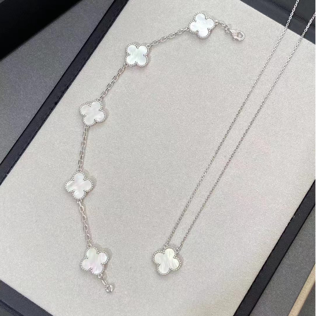 Van Cleef & Arpels-necklace + bracelet combination (1 set)