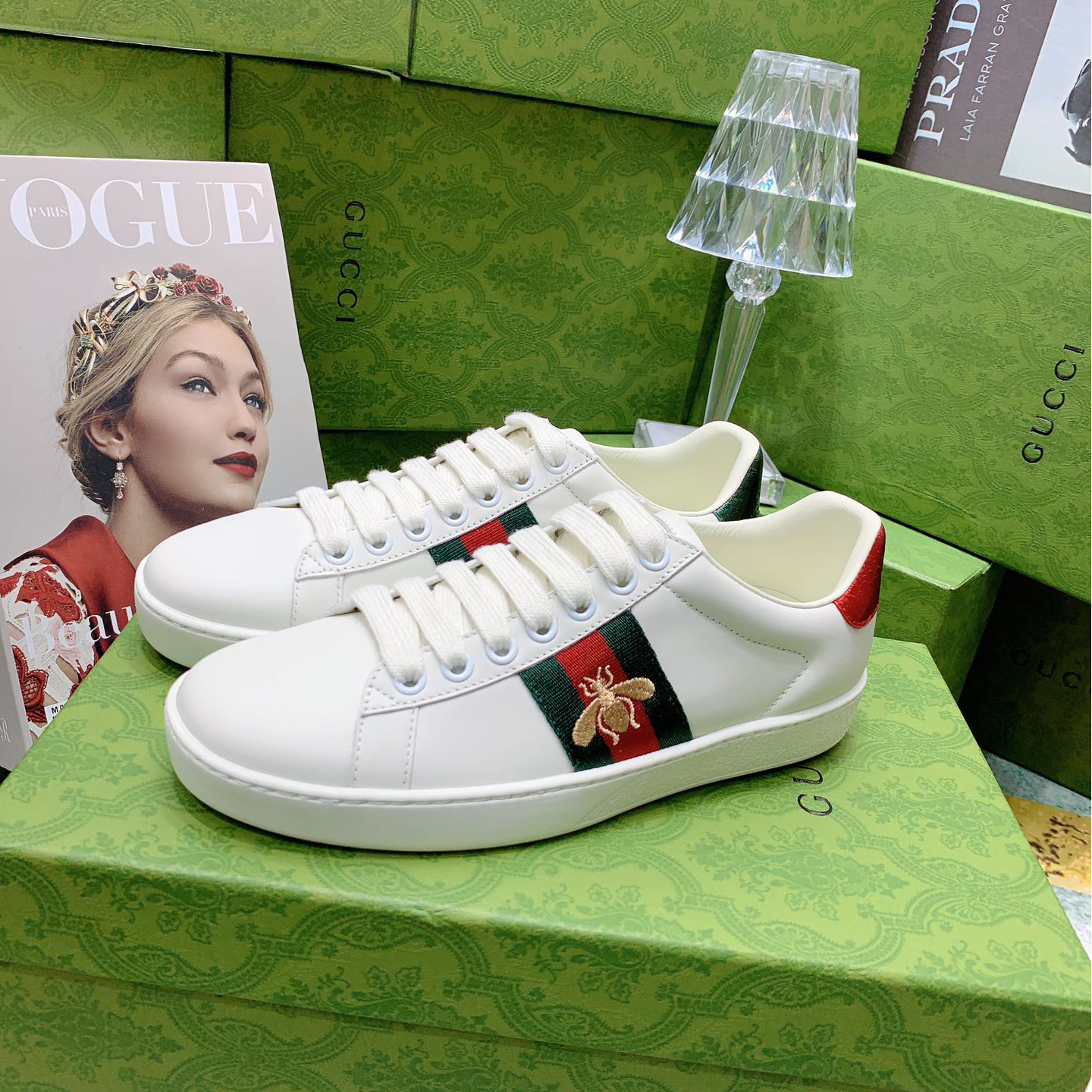 Gucci-White cowhide sneakers