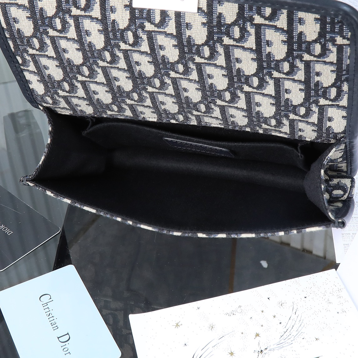 DlOR -30 Montaigne East West Handheld Shoulder Bag