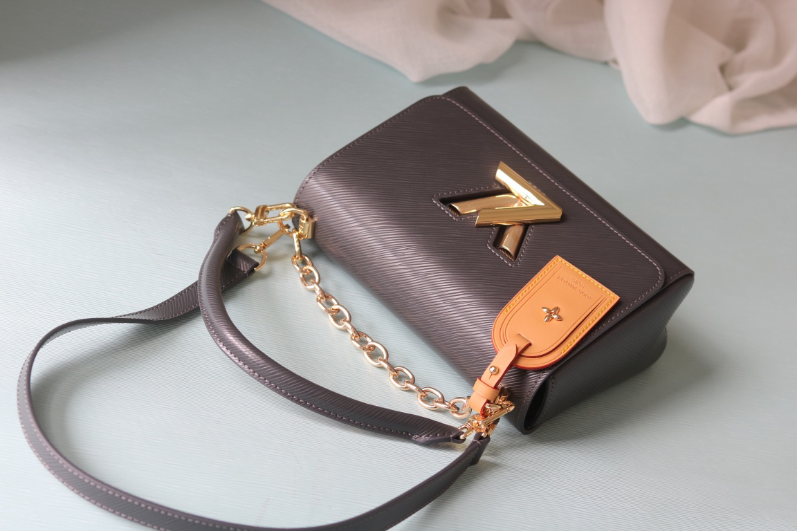 LV-Twist medium handbag