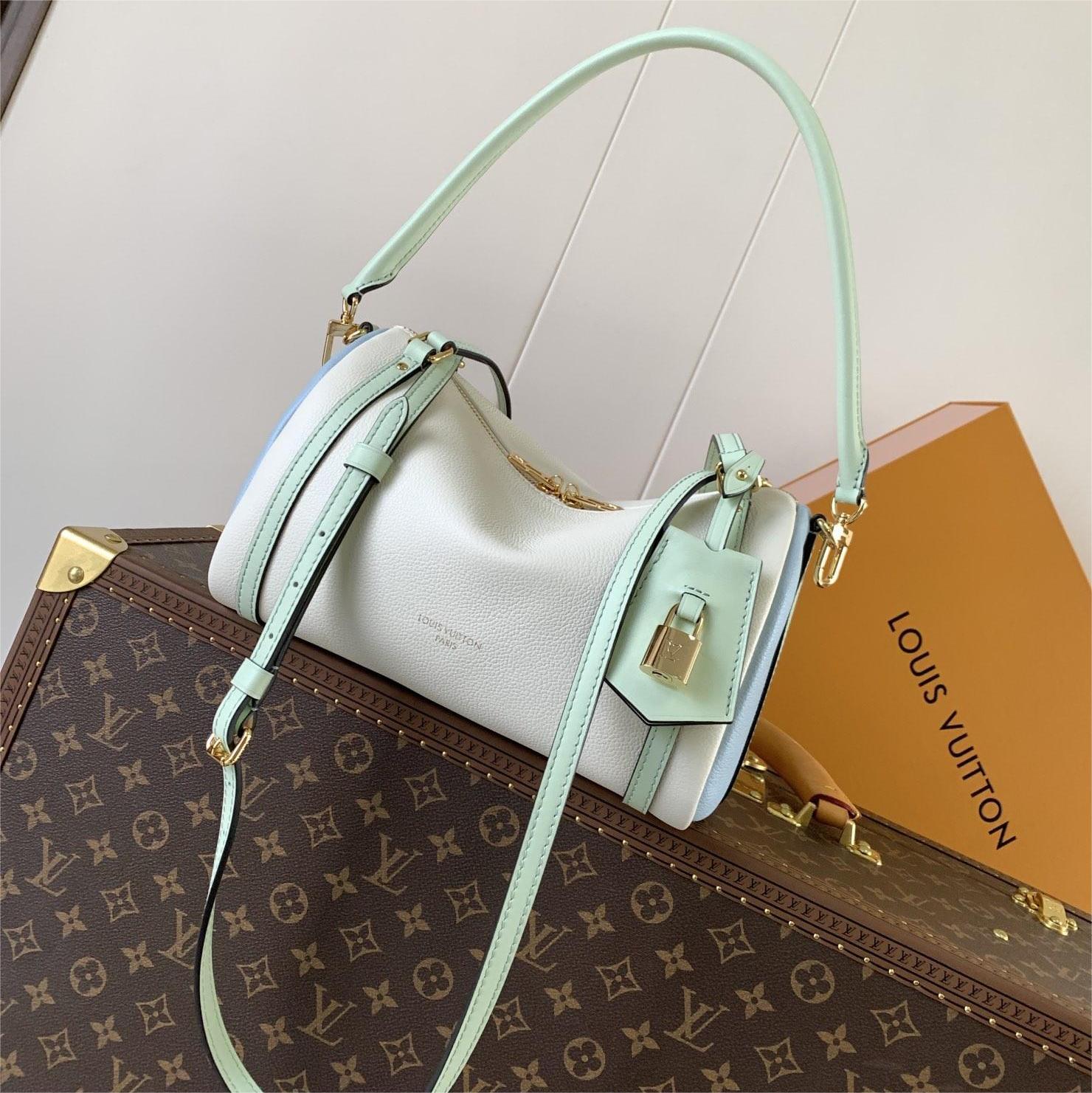 LV-Express Small Monogram Classic Pattern Handbag