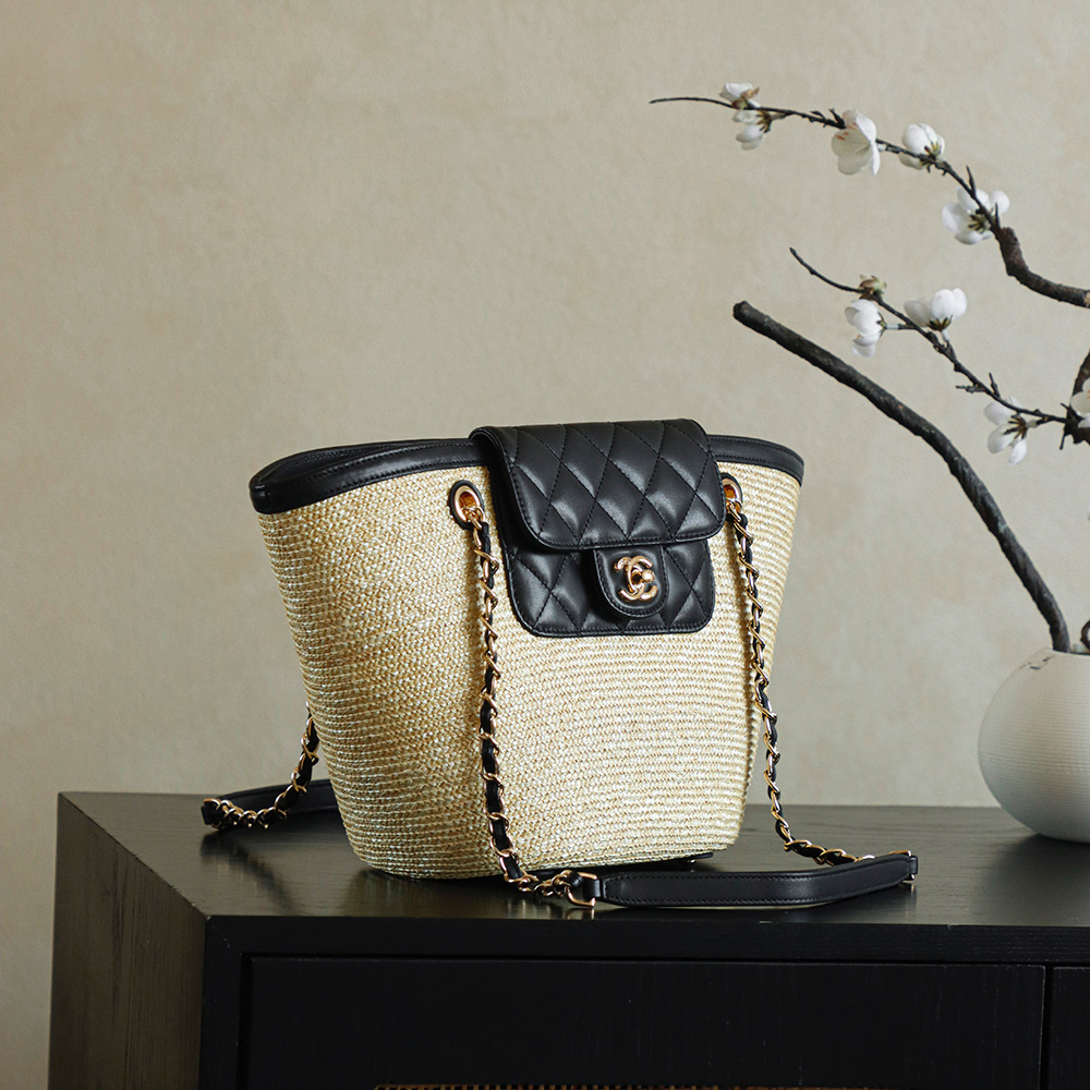 Chanel-26C hand-woven bag