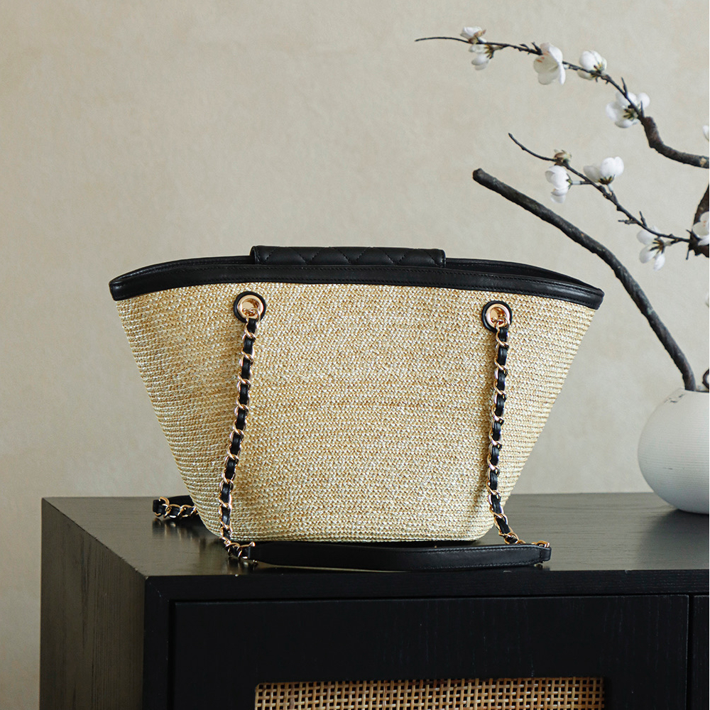 Chanel-26C hand-woven bag
