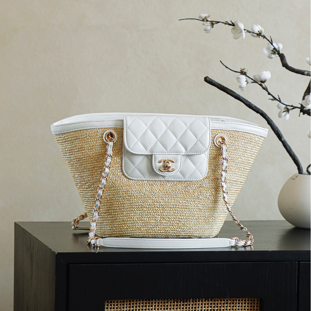 Chanel-26C hand-woven bag