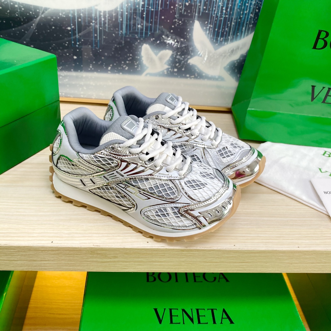 BV-Orbit Classic Runner sneakers