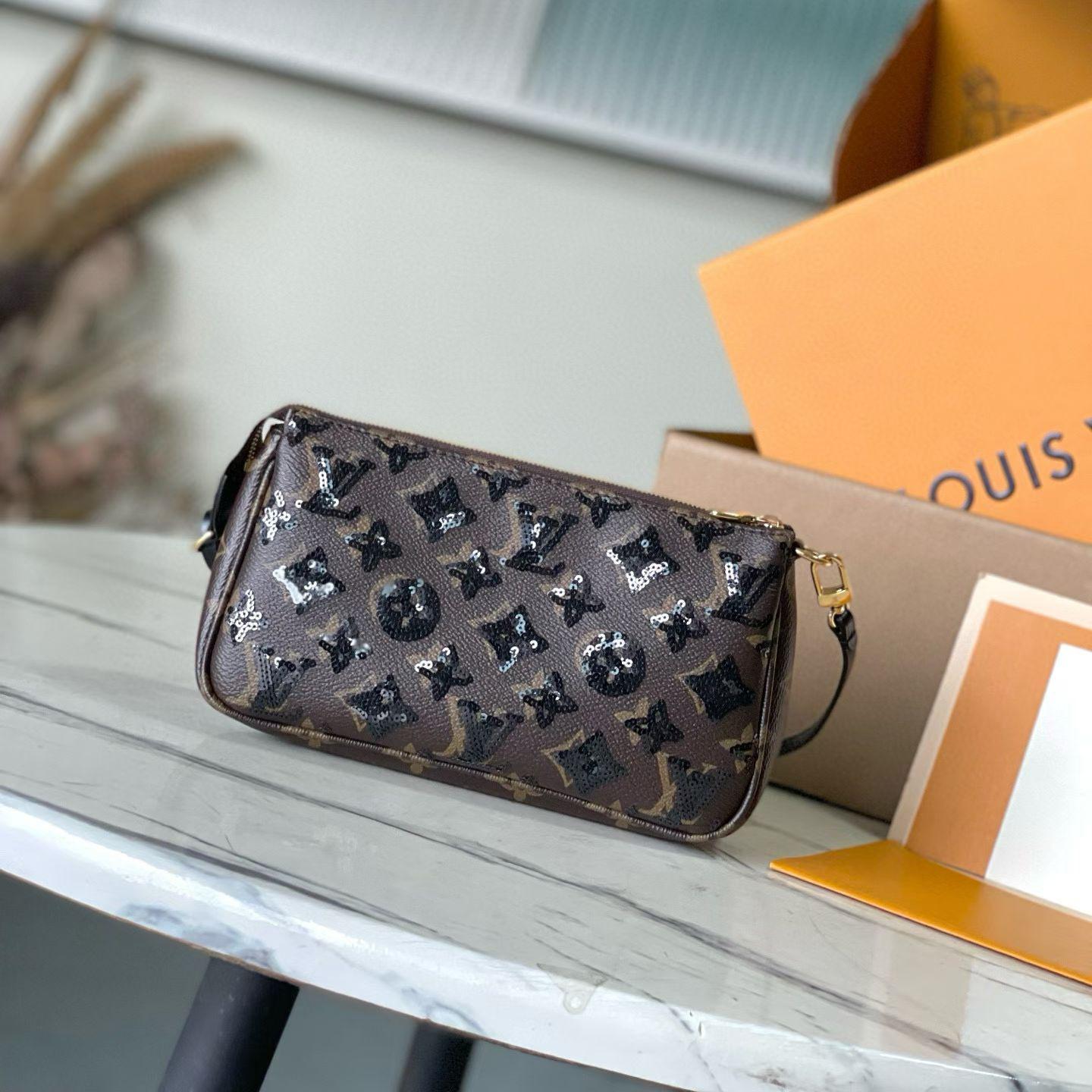 LV-Pochette Accessolres