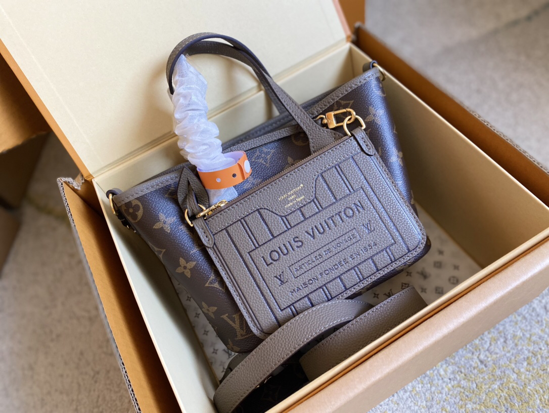 LV-NEVERFULL INSIDE OUT BB