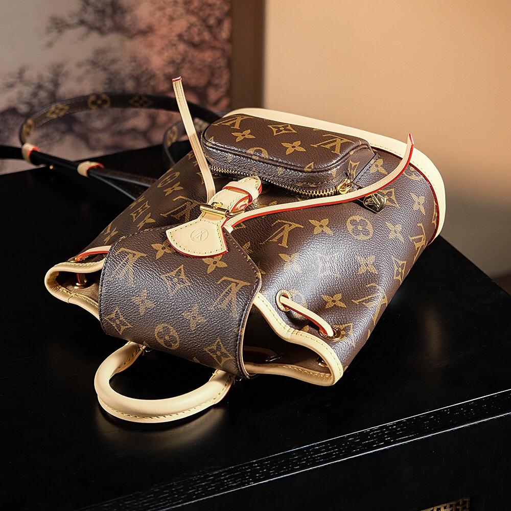 LV-N𝐌𝐎𝐍𝐓𝐒𝐎𝐔𝐑𝐈𝐒