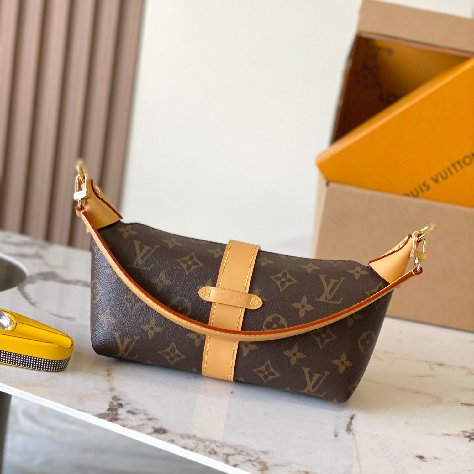 LV-VanityChain Pouch handbag