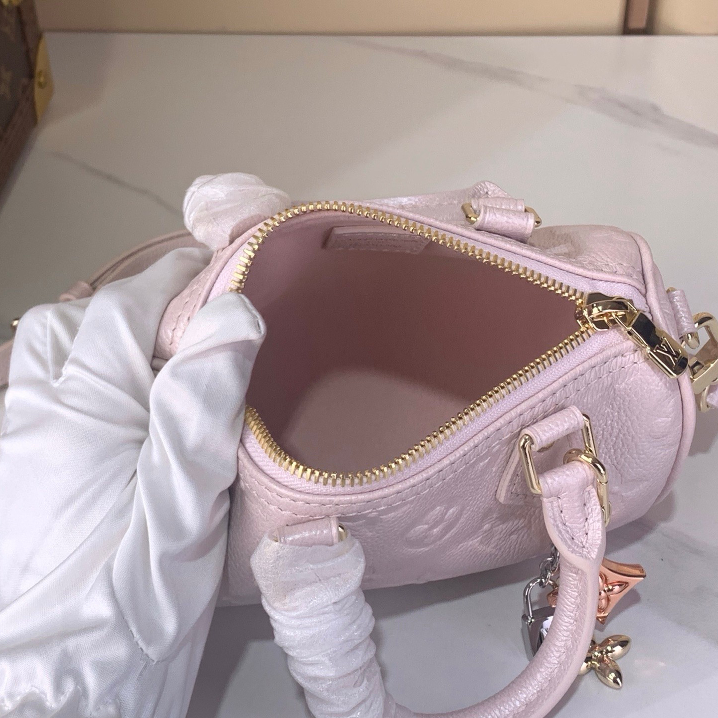 LV-Nano Speedy Pearl Powder Handbag