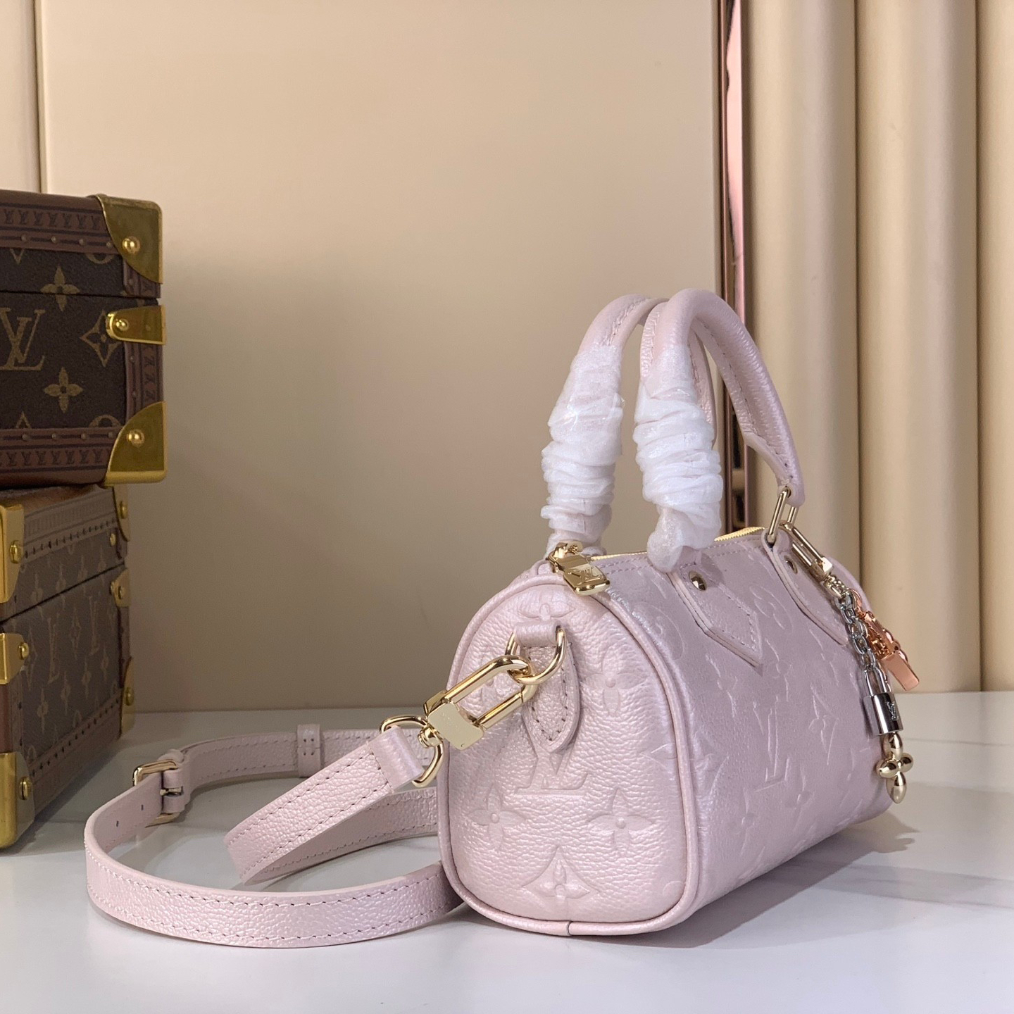 LV-Nano Speedy Pearl Powder Handbag