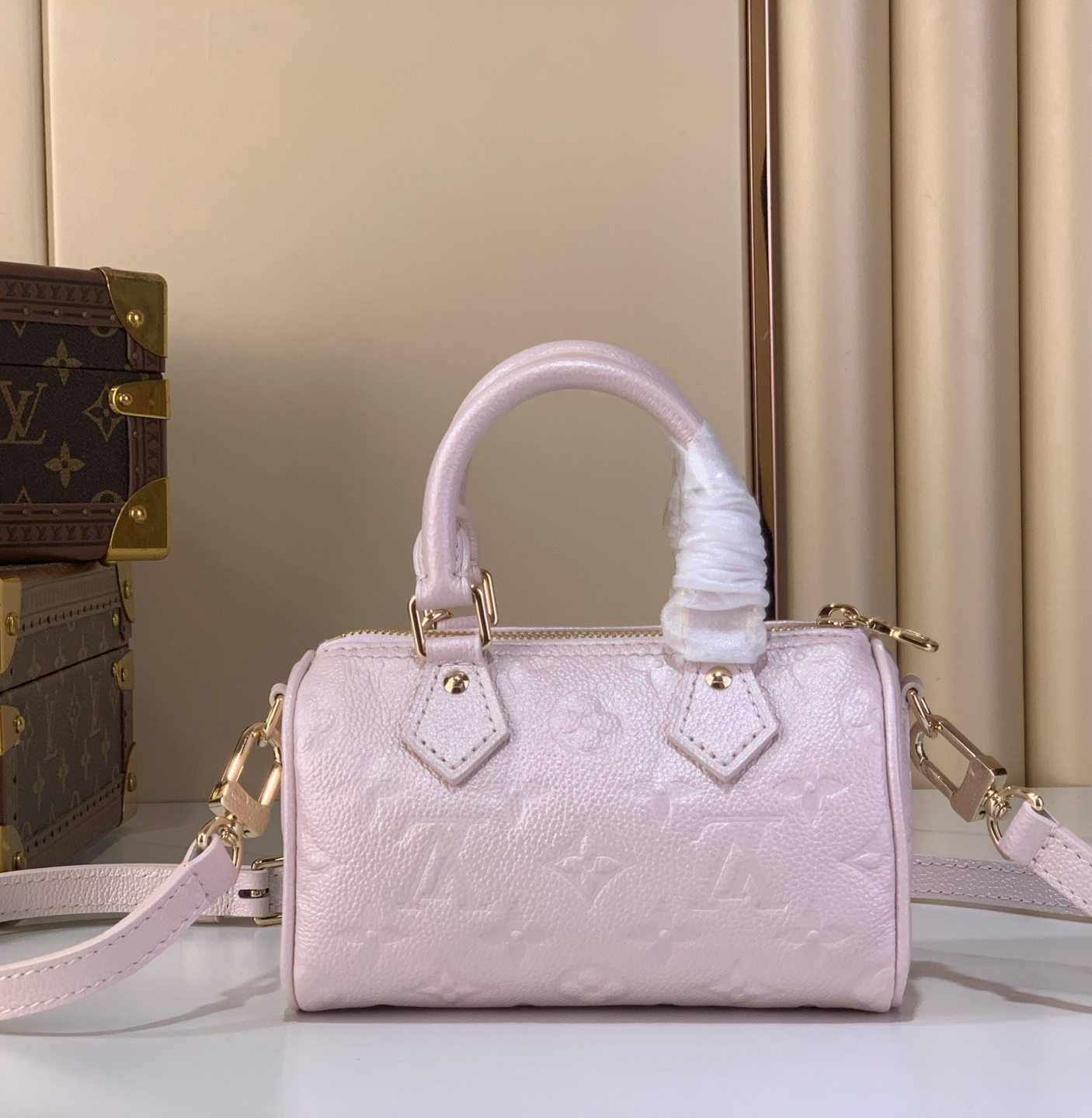 LV-Nano Speedy Pearl Powder Handbag