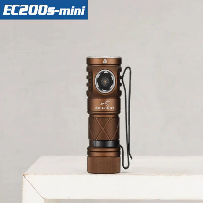 Skilhunt EC200S-Mini 2100+570 lumens Dual Channel EDC flashlight