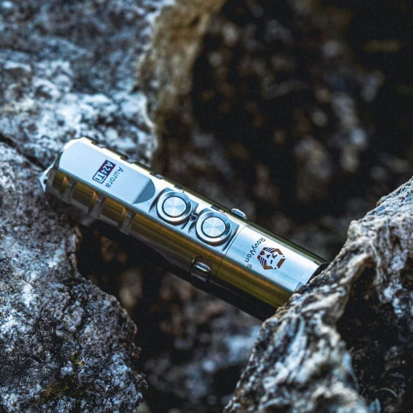 RovyVon Aurora A24 Titanium 1000 Lumens EDC Flashlight