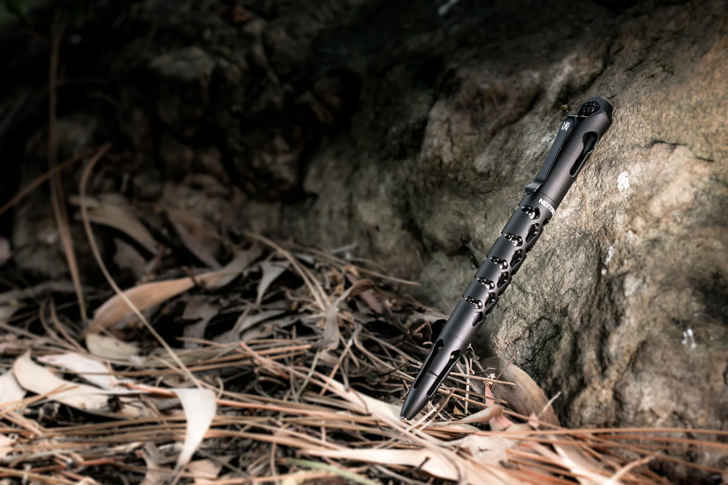 Nextorch NP20 Tactical Pen with Tungsten Window Breaker