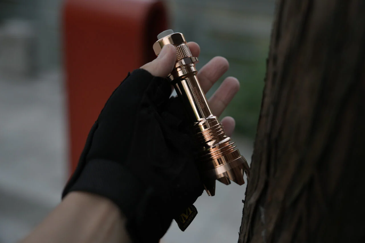 Mankerlight Striker Cu Tactical Flashlight