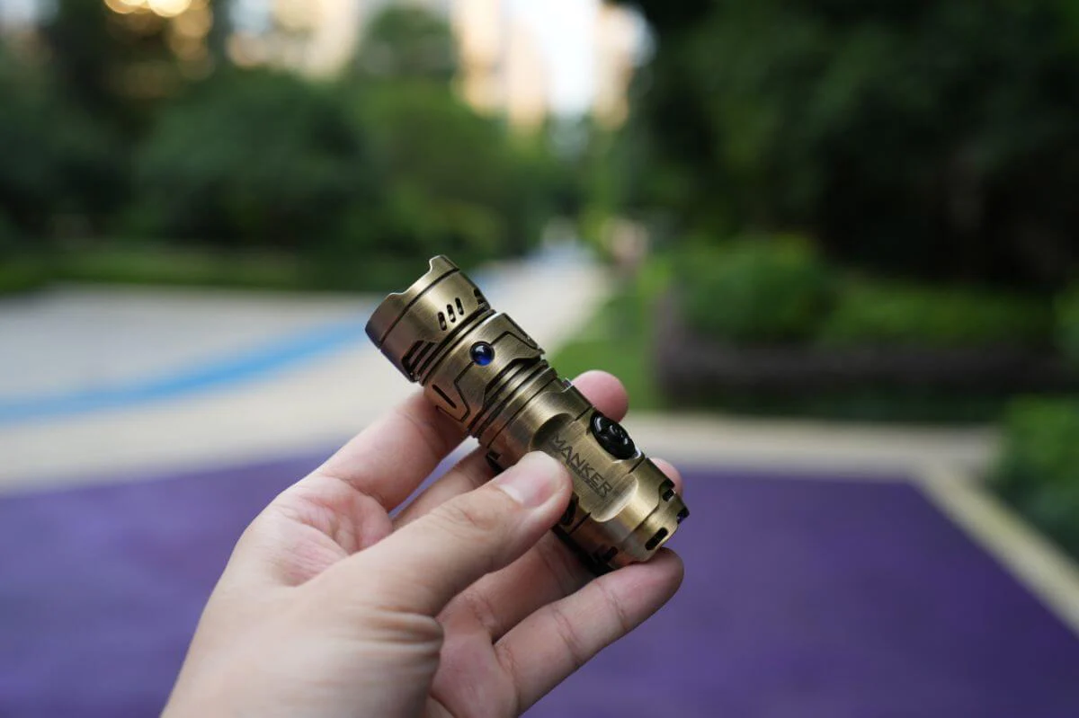 Mankerlight Timeback III EDC Flashlight