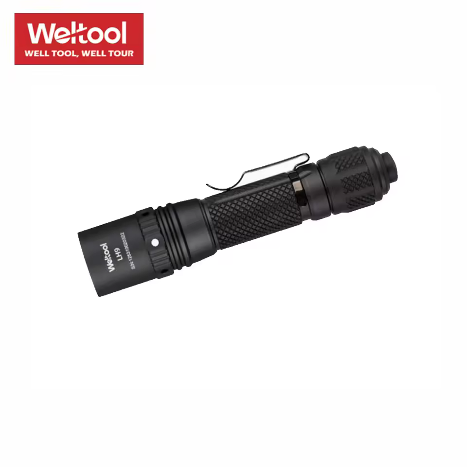 Weltool Weitu T14D high color 5000K single gear tactical flashlight 2050 lumen SDB beam sealing