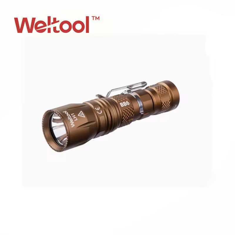 Weltool T13A single-chamber concentrated far-reaching tactical flashlight compact 89,000 K 686 lumens