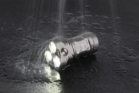 MANKERLIGHT MK34 II 34000 Lumens High Power Flashlight