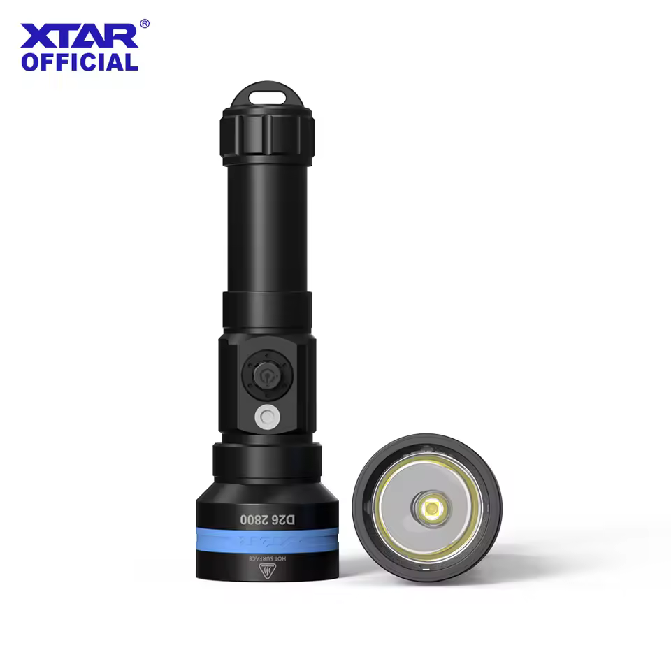 XTAR D26 2800 Diving Flashlight Powerful 2800 Lumens 450m 1.5Hrs 7° Tight Beam Instant SOS Mode Magnetic Rotary Switch