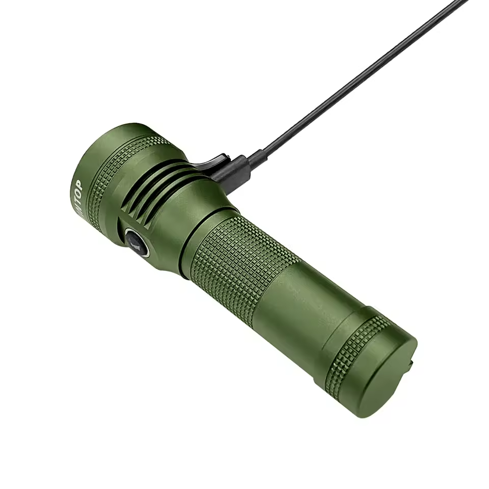 TYPE C flashlight 21700 flashlight with magnetic tail Lumintop D2 1000 lumen 475 meters two colors for option outdoor flashlight