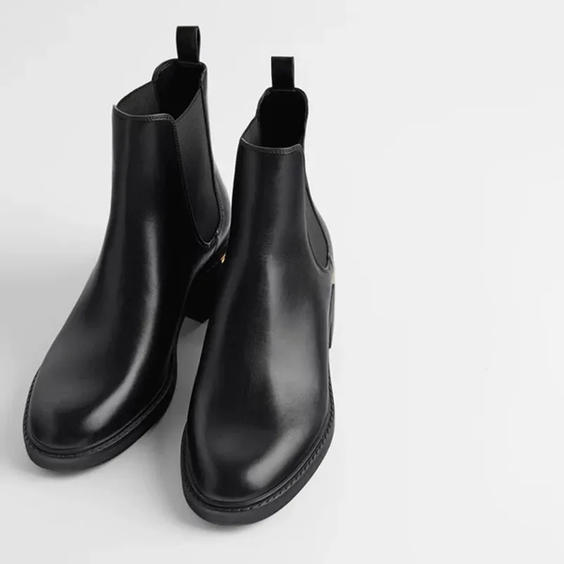 Black Leather Women Chelsea Boots Round Toe