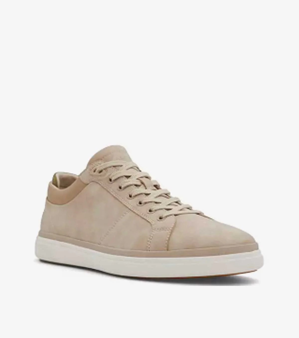 Finespec Sneakers