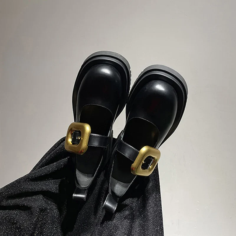 Women Fashion Gold Buckle