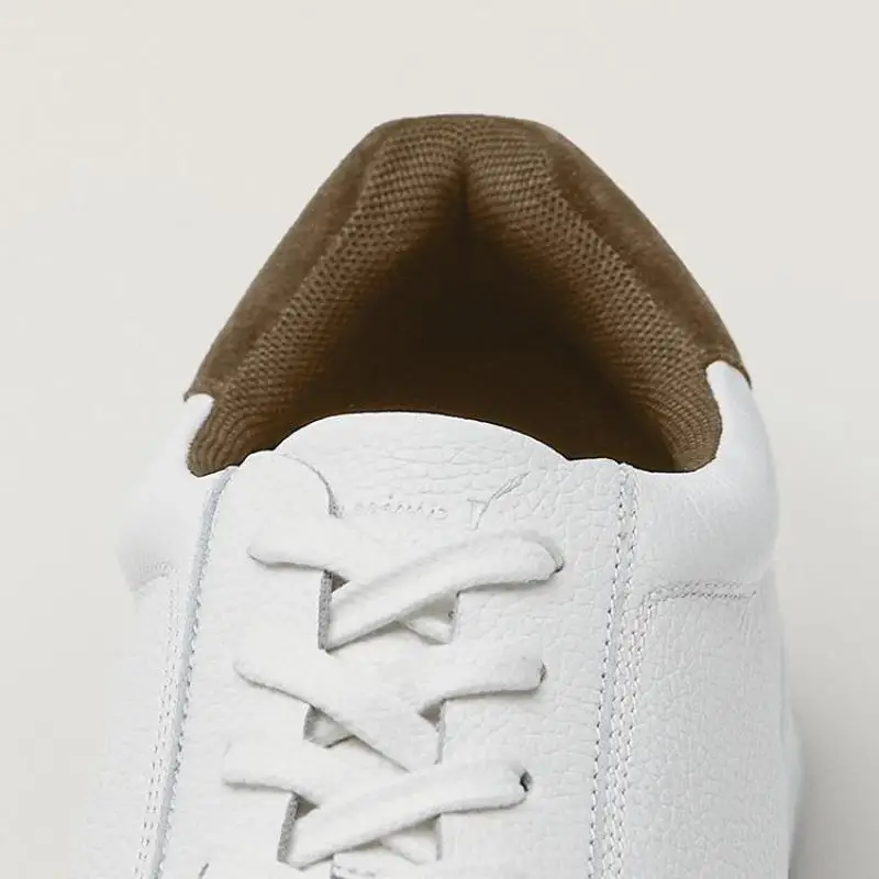 Men's Casual Lace-up Sneakers