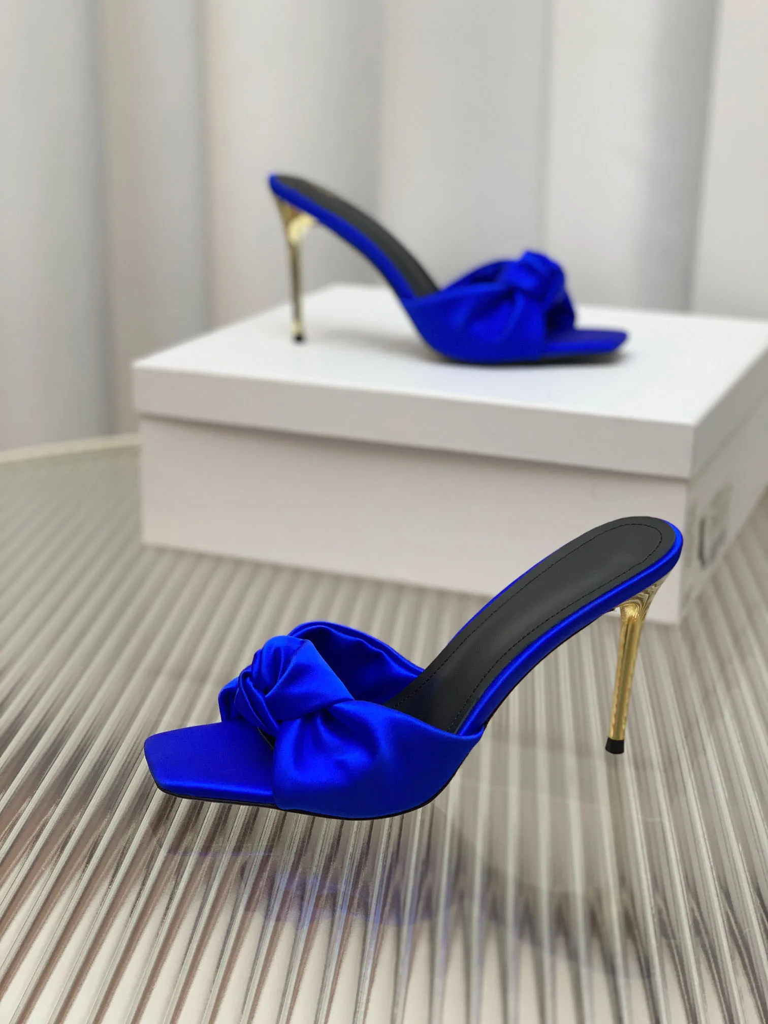 Summer New Thin High Gold Heel