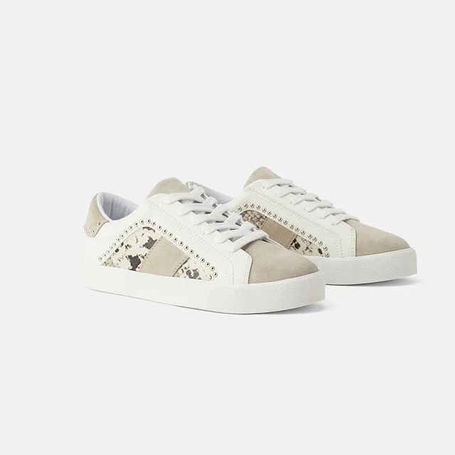 Flat Sports Sneakers
