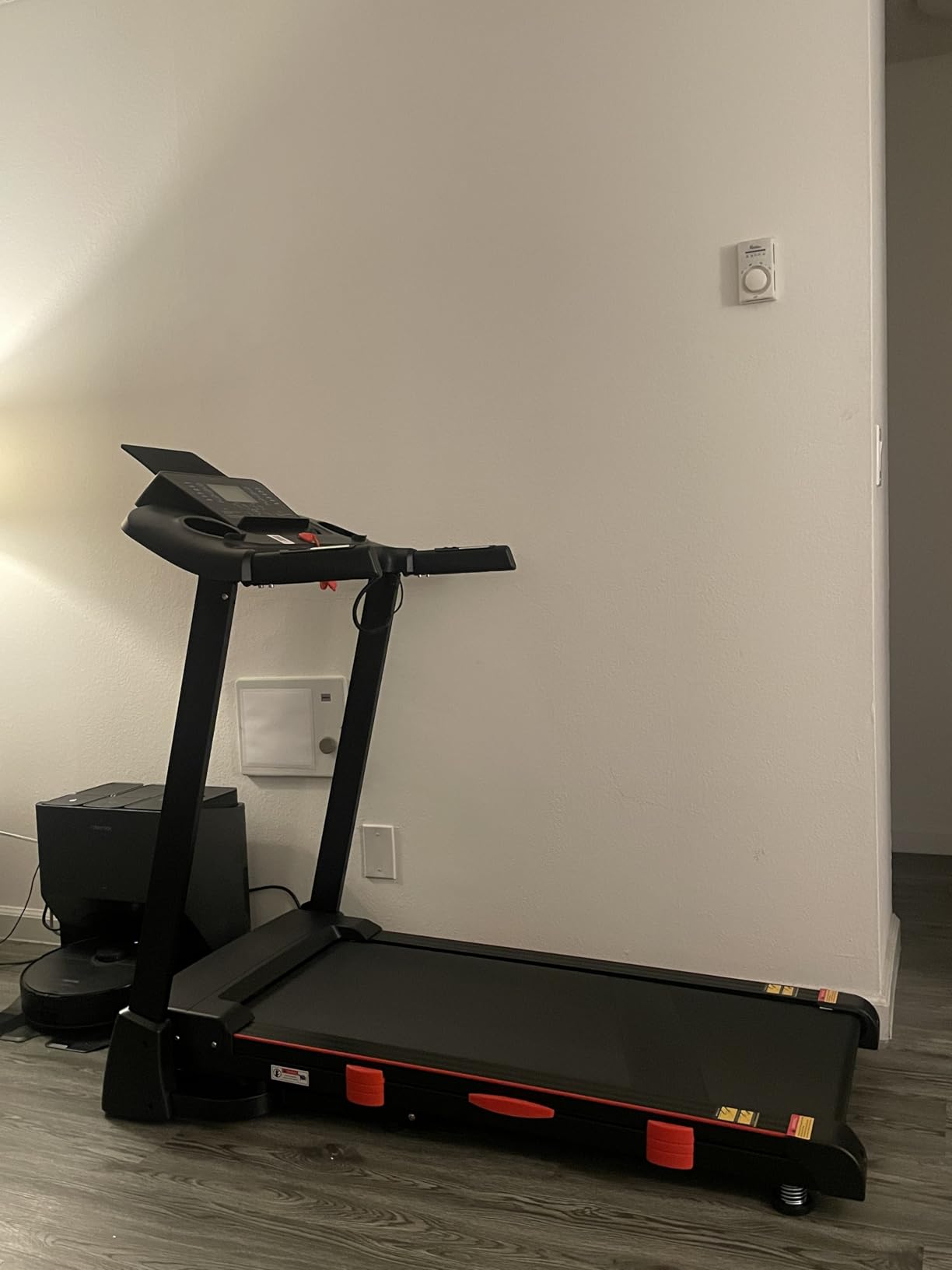 Treadmill with Auto Incline, 18